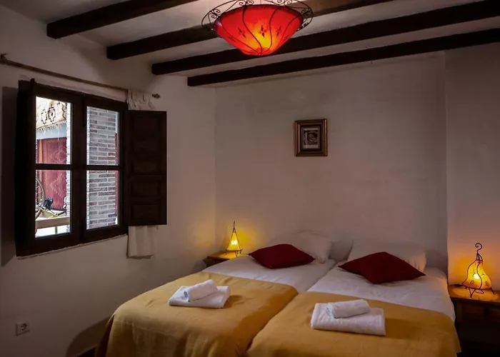 Casa De Luz Almáchar